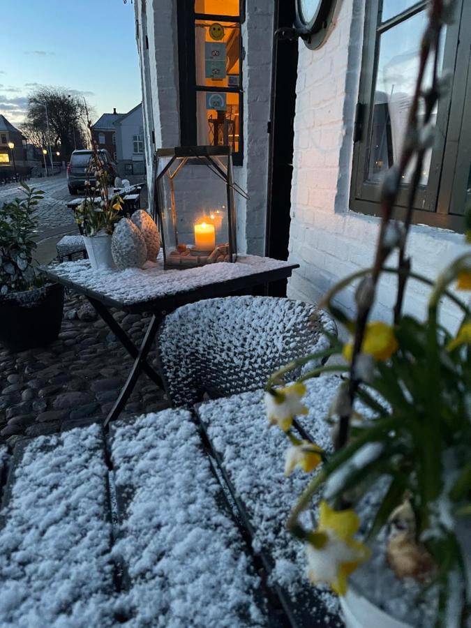 Restaurant Saelhunden Panzió Ribe Kültér fotó